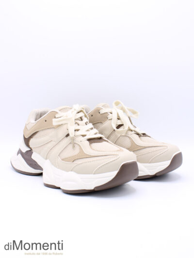 Sneaker Challenge - Beige